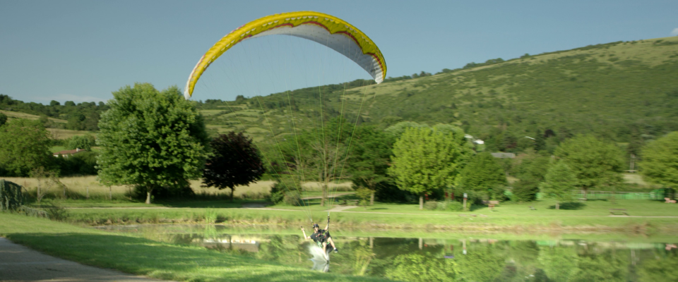 Film touristique le Revermont Ain Bourg-en-Bresse Parapente